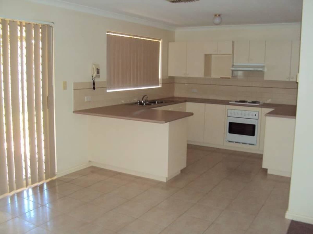 1/100 Piesse Street, Boulder, Kalgoorlie - Thumbnail 2