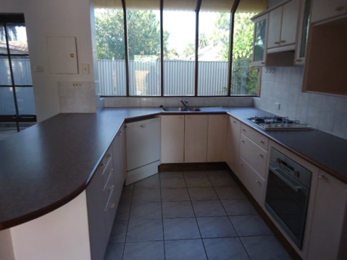 2/62 Varden Street, Piccadilly,
	
			
							Kalgoorlie
				
							
							WA
			6430, Kalgoorlie - Thumbnail 4