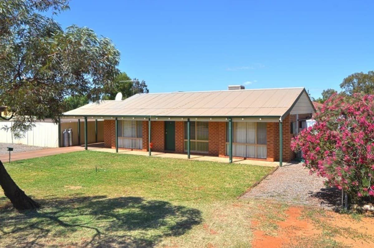 1 Burton Place,
	
			
							West Lamington
				
							
							WA
			6430, West Lamington - Image 1
