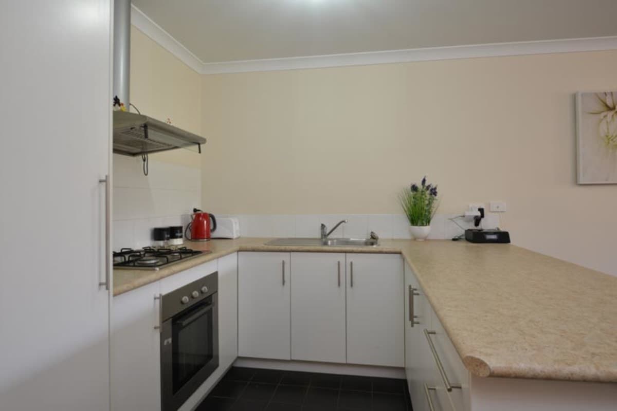 6/406 Hay Street,
	
			
							KALGOORLIE
				
							
							WA
			6430, Kalgoorlie - Thumbnail 6