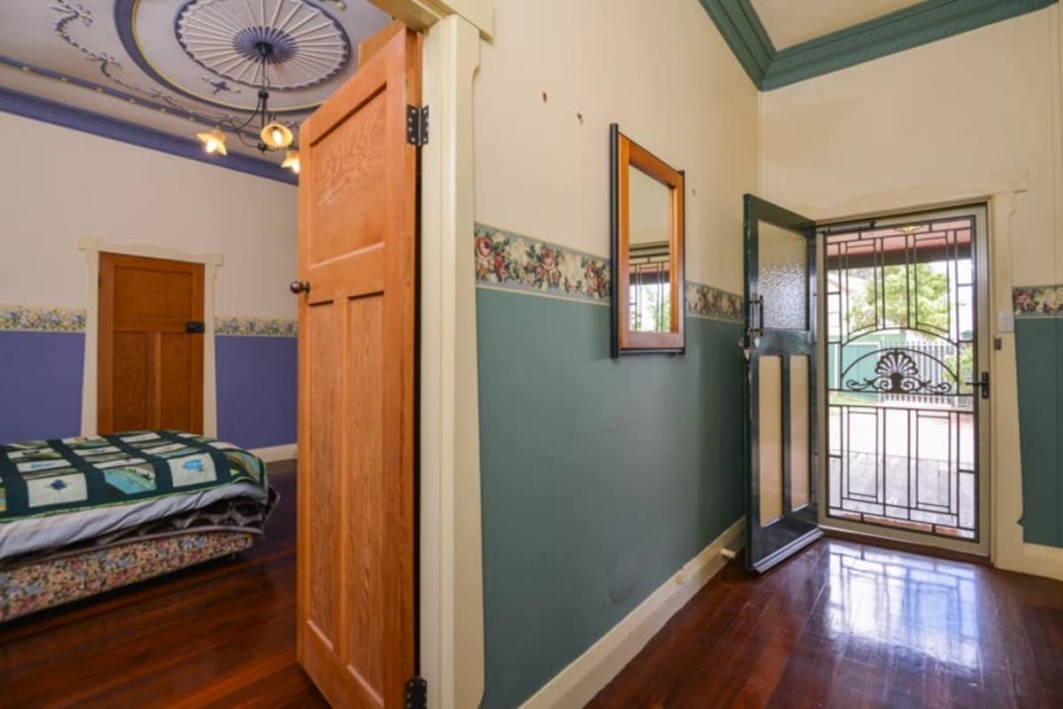 4 Wordsworth Street,
	
			
							Kalgoorlie
				
							
							WA
			6430, Kalgoorlie - Thumbnail 2