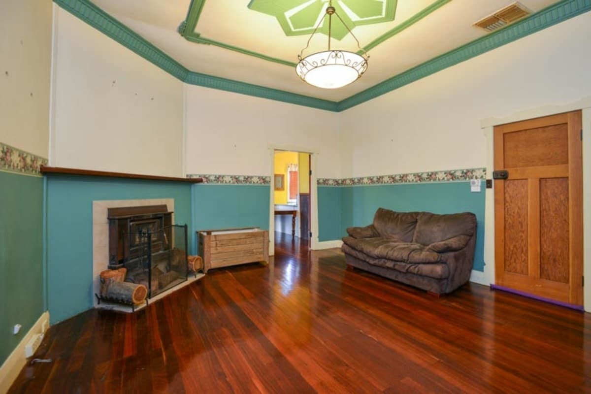 4 Wordsworth Street,
	
			
							Kalgoorlie
				
							
							WA
			6430, Kalgoorlie - Thumbnail 4