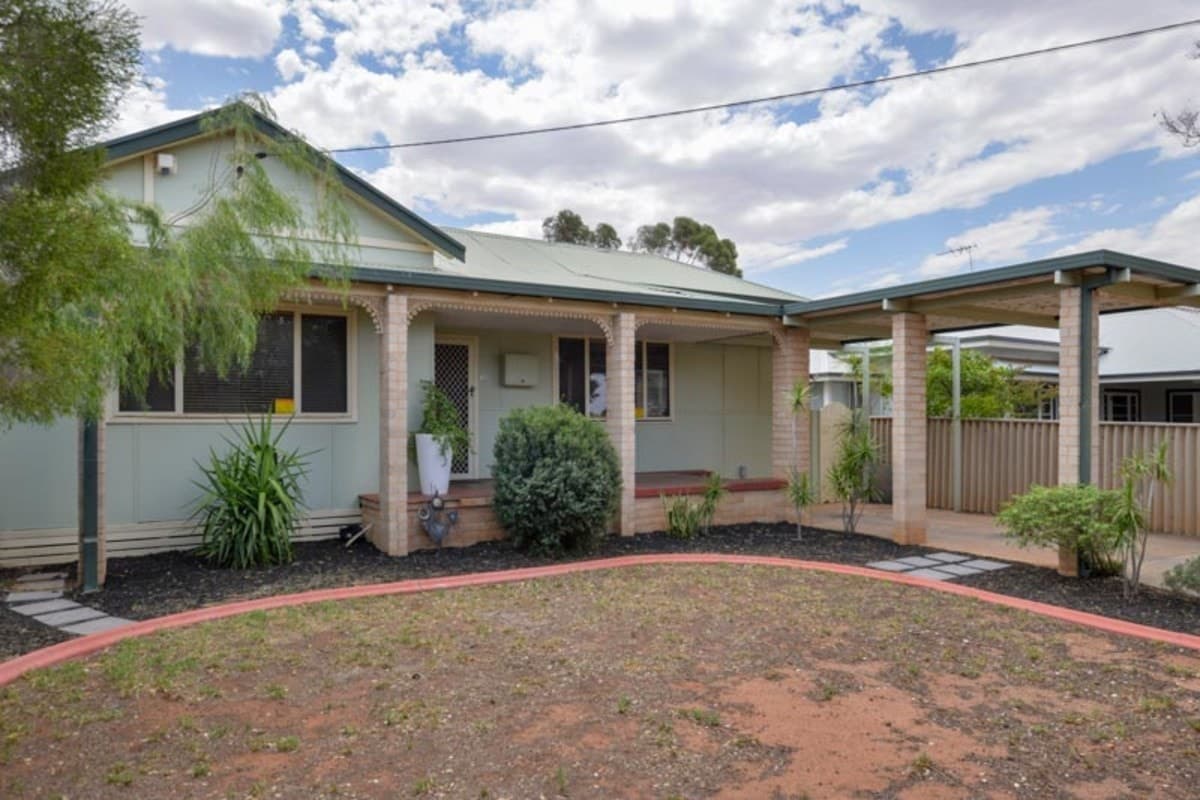 38 Lyall Street, Lamington,
	
			
							KALGOORLIE
				
							
							WA
			6430, Kalgoorlie - Thumbnail 3