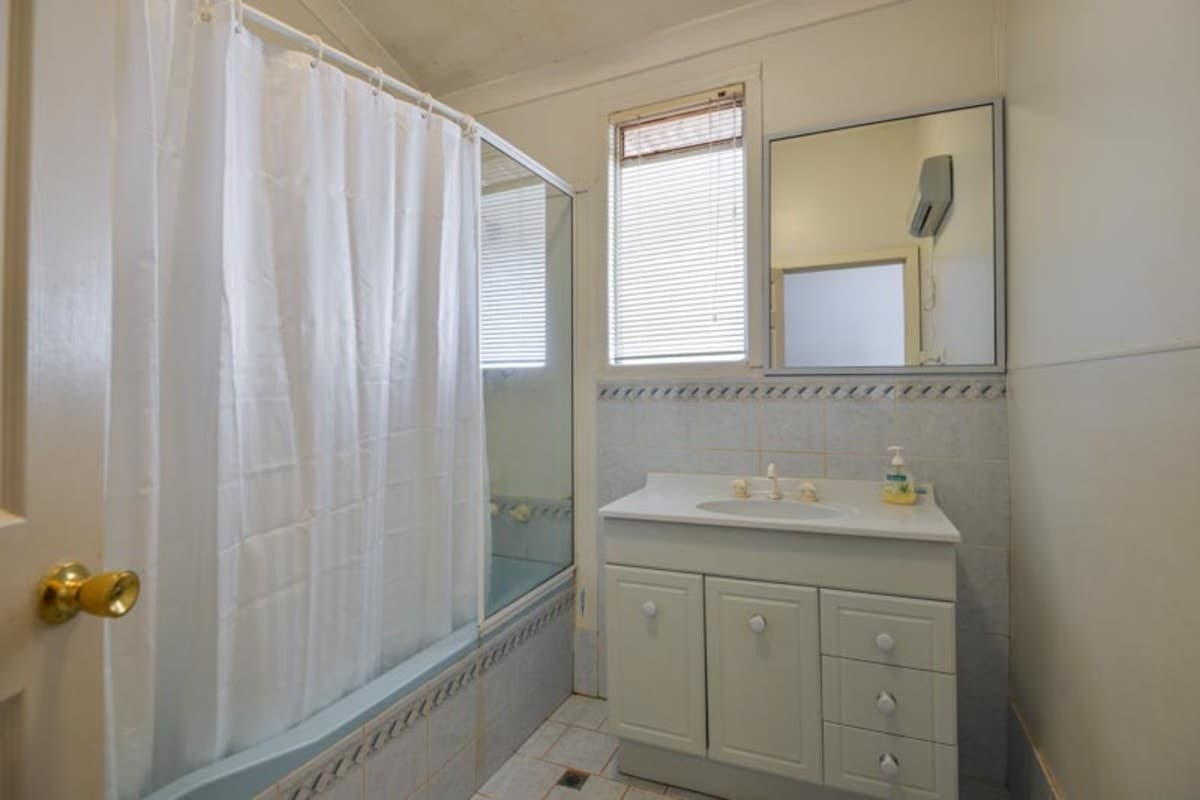 18E Hare Street,
	
			
							KALGOORLIE
				
							
							WA
			6430, Kalgoorlie - Thumbnail 7