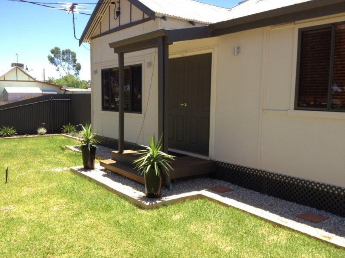 3 Rosenberg Cresent,
	
			
							KALGOORLIE
				
							
							WA
			6430, Kalgoorlie - Image 1