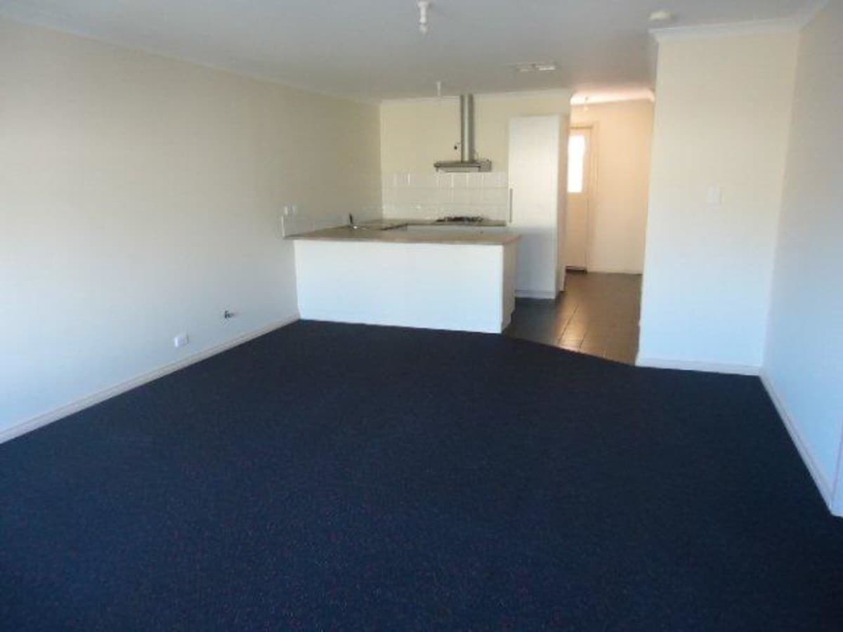 10/404-406 Hay Street, Somerville, Kalgoorlie - Thumbnail 2