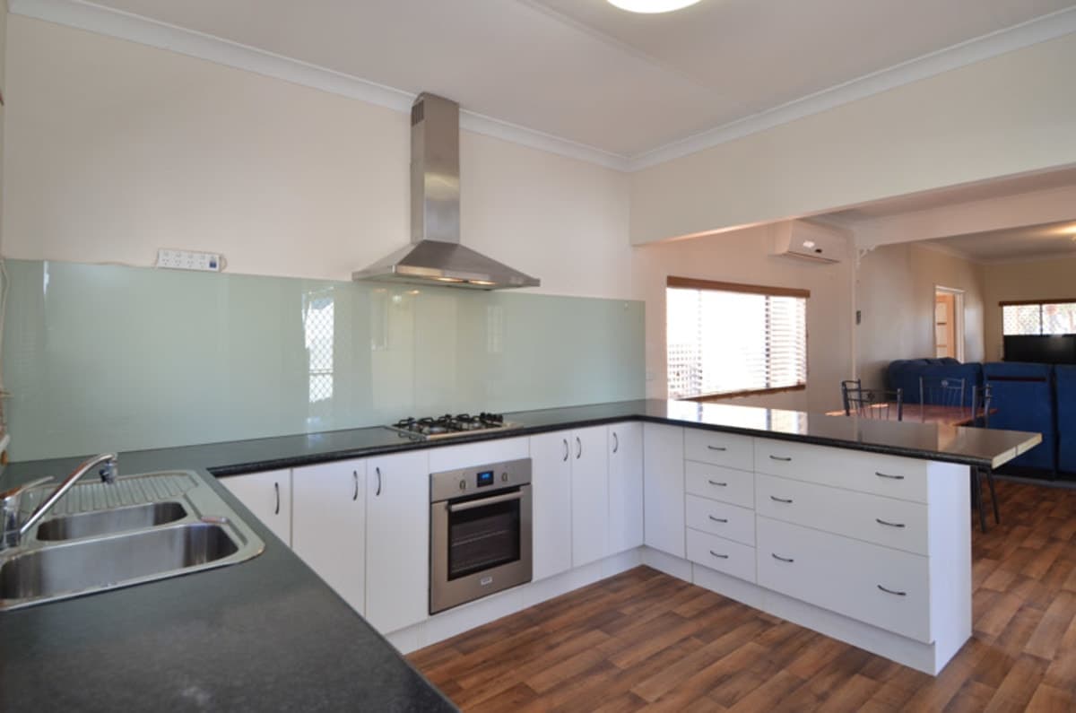 52 Hanbury Street,
	
			
							Kalgoorlie
				
							
							WA
			6430, Kalgoorlie - Thumbnail 3