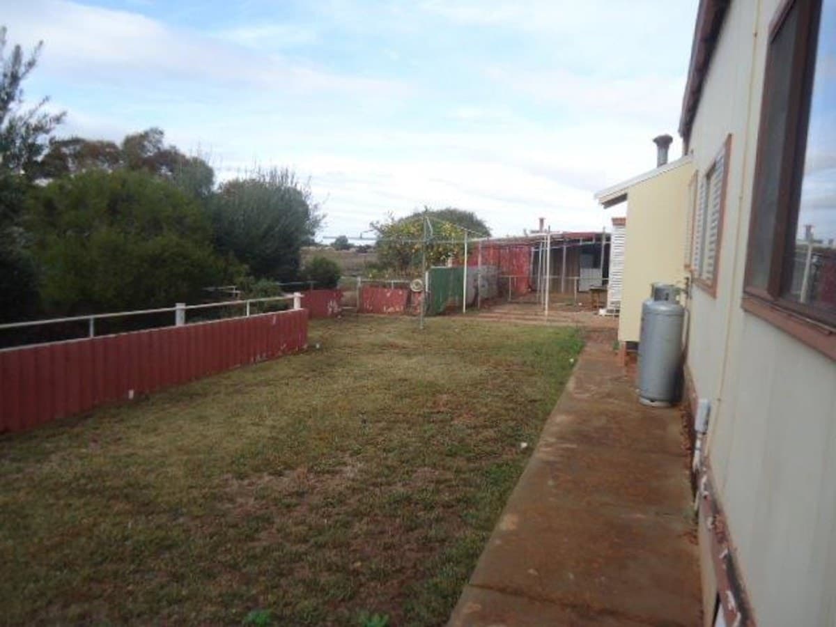 3 Patroni Road, Somerville,
	
			
							KALGOORLIE
				
							
							WA
			6430, Kalgoorlie - Thumbnail 2