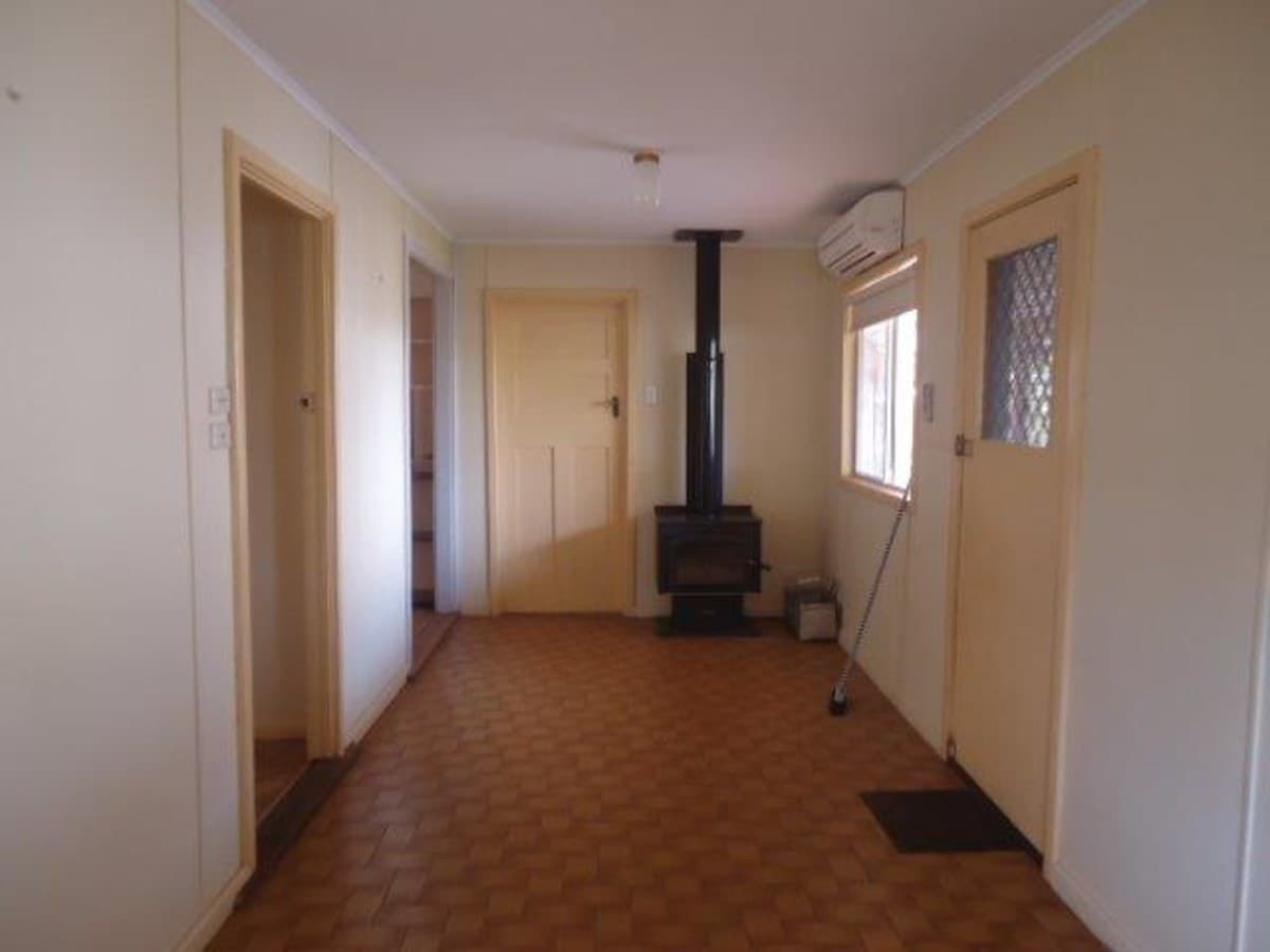 3 Patroni Road, Somerville,
	
			
							KALGOORLIE
				
							
							WA
			6430, Kalgoorlie - Thumbnail 8