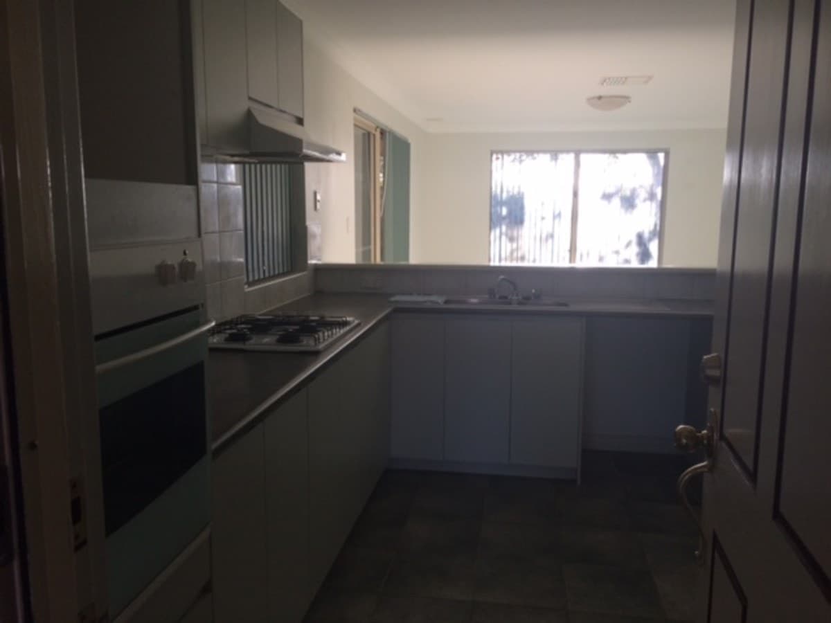 34 Geoffrey Stokes,
	
			
							KALGOORLIE
				
							
							WA
			6430, Kalgoorlie - Thumbnail 5