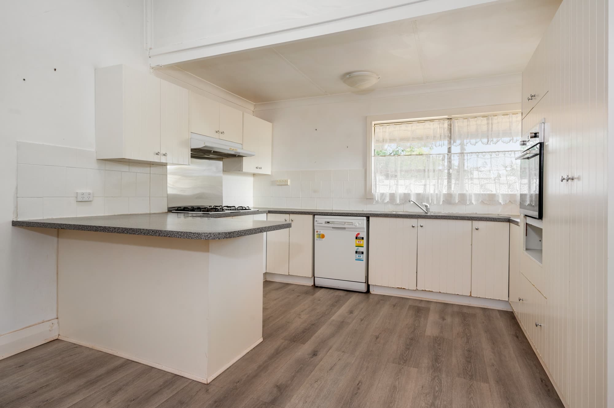 110 Lyall Street,
	
			
							LAMINGTON
				
							
							WA
			6430, Lamington - Thumbnail 5