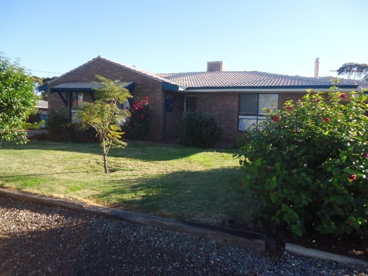 17 Flanagan Parade Hannans,
	
			
							KALGOORLIE
				
							
							WA
			6430, Kalgoorlie - Image 1