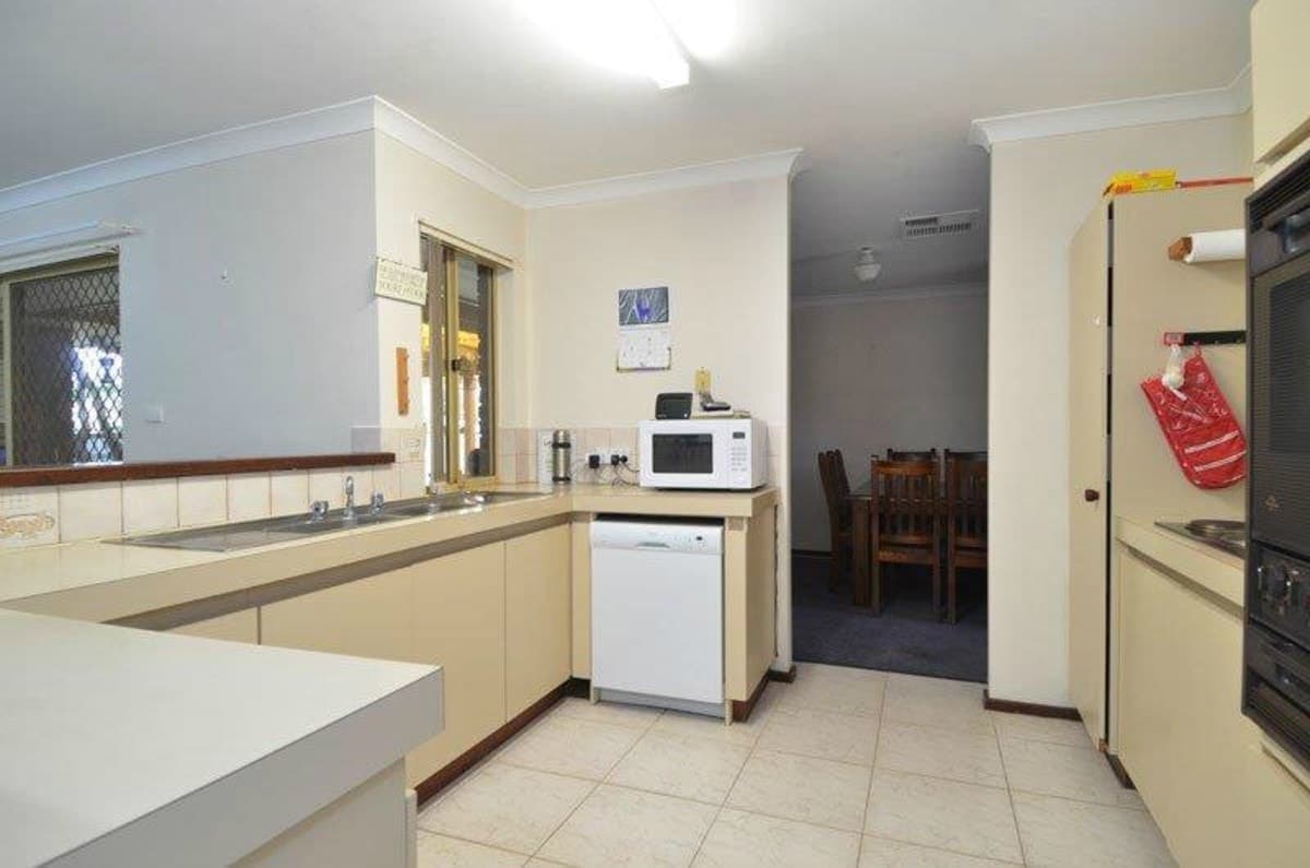 7 Nickel Lane, Hannans,
	
			
							Kalgoorlie
				
							
							WA
			6430, Kalgoorlie - Thumbnail 8