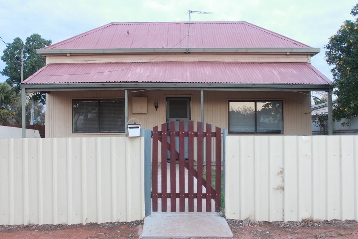 14 Rhodes Street,
	
			
							KALGOORLIE
				
							
							WA
			6430, Kalgoorlie - Image 1