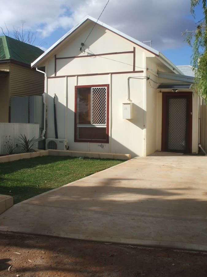 36 Park Street,
	
			
							KALGOORLIE
				
							
							WA
			6430, Kalgoorlie - Thumbnail 5
