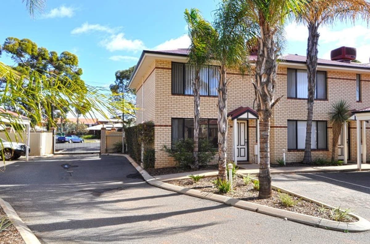 1/201 Egan Street,
	
			
							KALGOORLIE
				
							
							WA
			6430, Kalgoorlie - Thumbnail 2