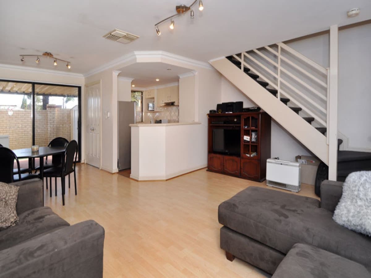 1/201 Egan Street,
	
			
							KALGOORLIE
				
							
							WA
			6430, Kalgoorlie - Thumbnail 4