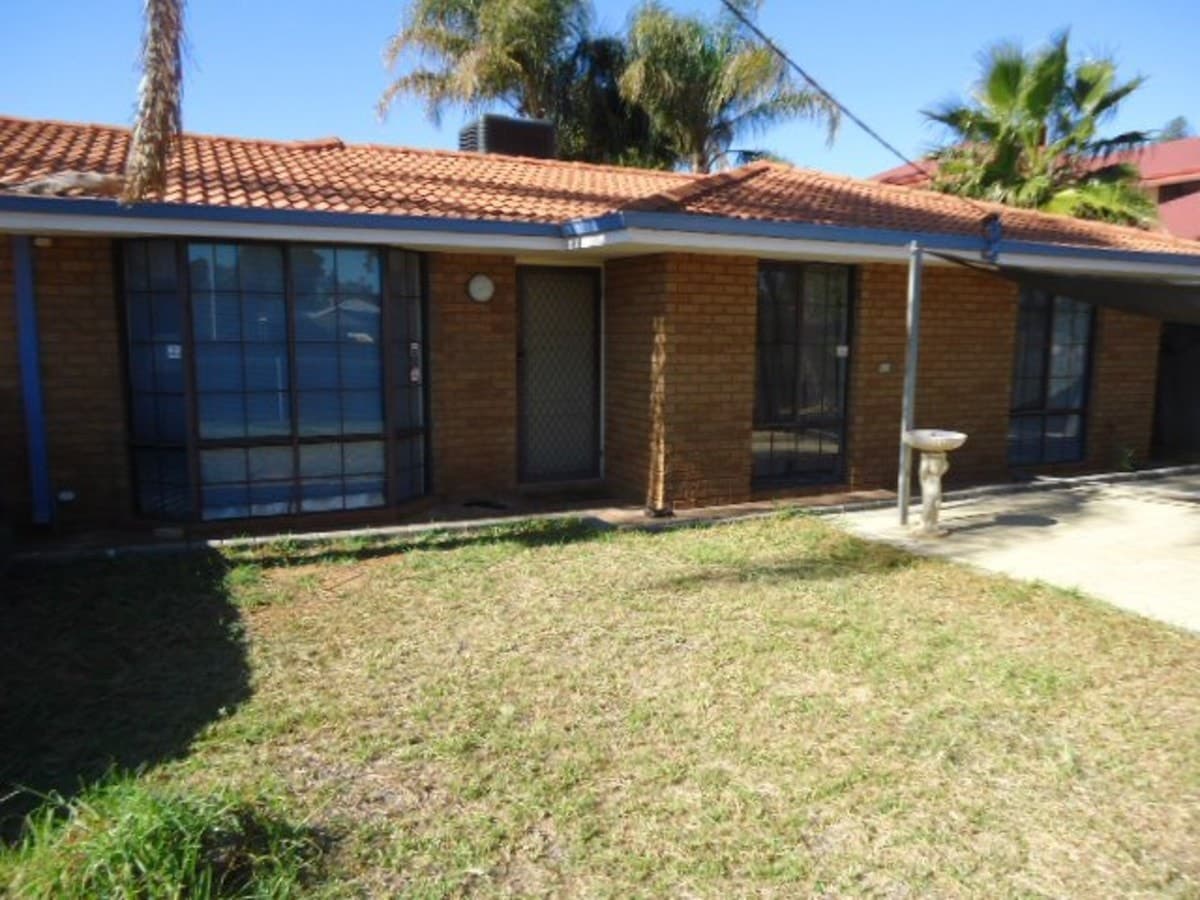 1/305 Piccadilly Street, Lamington, Kalgoorlie - Image 1