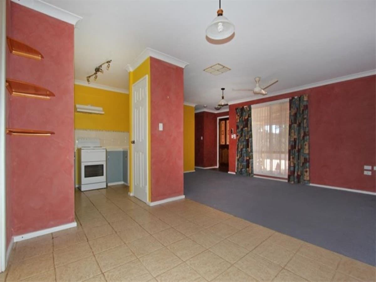 2/20 Frank Street,
	
			
							KALGOORLIE
				
							
							WA
			6430, Kalgoorlie - Thumbnail 8