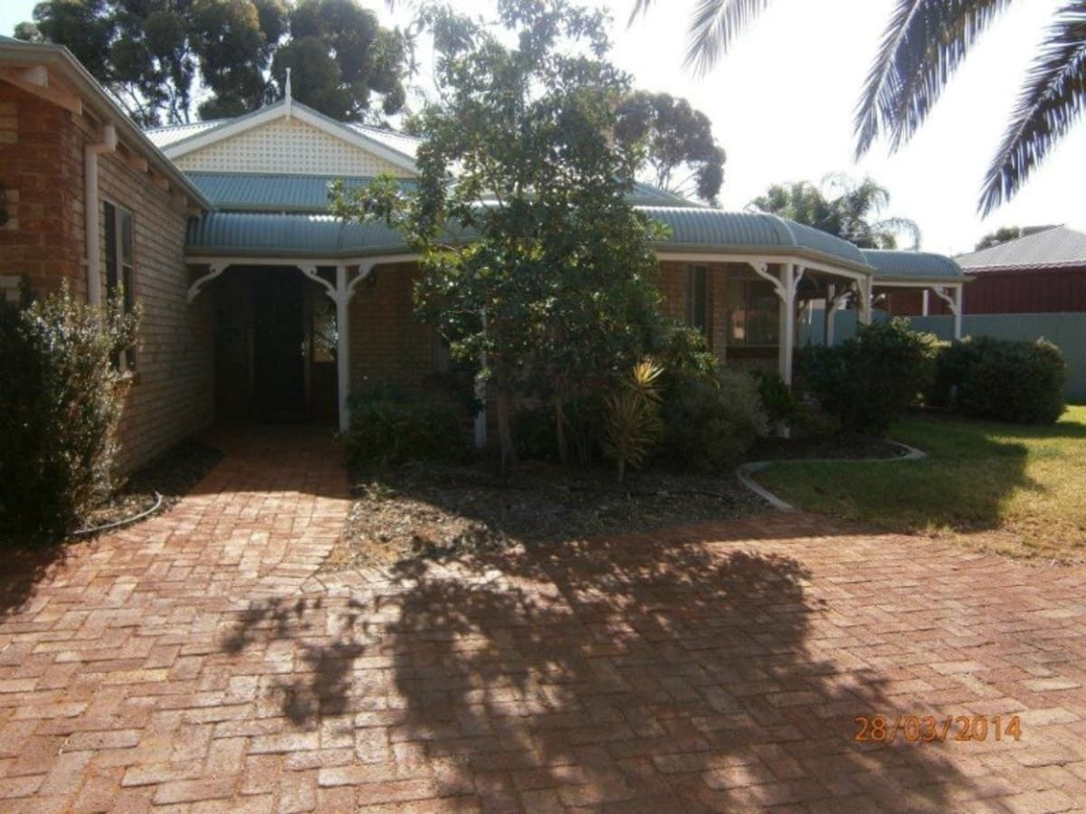 10 Goongarri Way, Hannans,
	
			
							KALGOORLIE
				
							
							WA
			6430, Kalgoorlie - Thumbnail 3