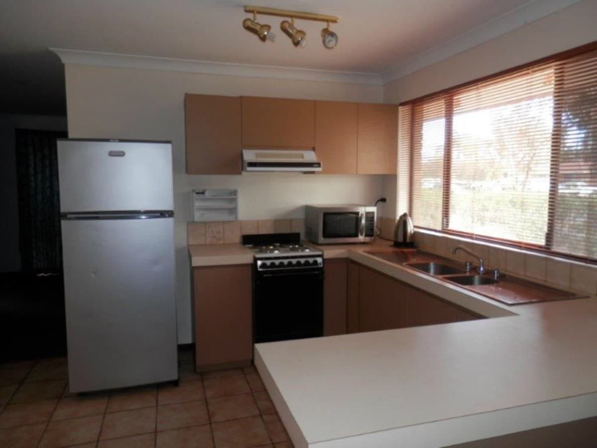 4/15-17 Belmont Avenue,
	
			
							KALGOORLIE
				
							
							WA
			6430, Kalgoorlie - Thumbnail 6