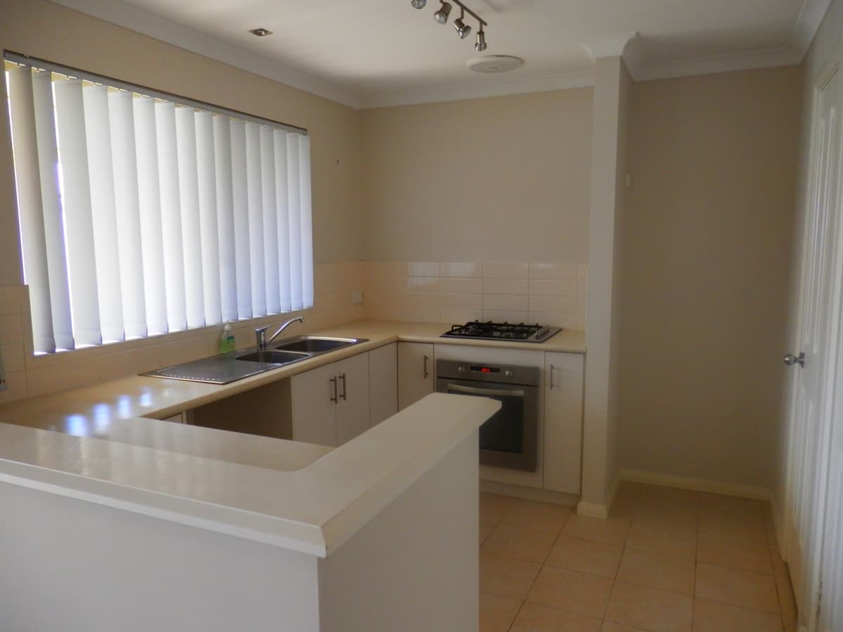 1/83 Wilson Street,
	
			
							KALGOORLIE
				
							
							WA
			6430, Kalgoorlie - Thumbnail 3