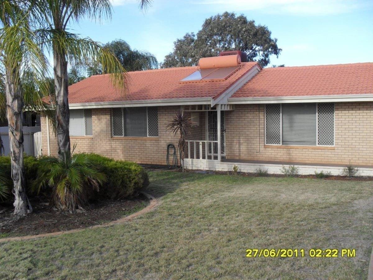 21 Killarney Street,
	
			
							KALGOORLIE
				
							
							WA
			6430, Kalgoorlie - Thumbnail 2