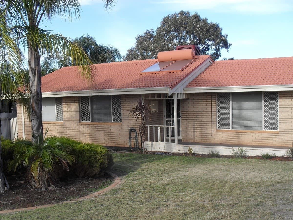 21 Killarney Street,
	
			
							KALGOORLIE
				
							
							WA
			6430, Kalgoorlie - Thumbnail 3
