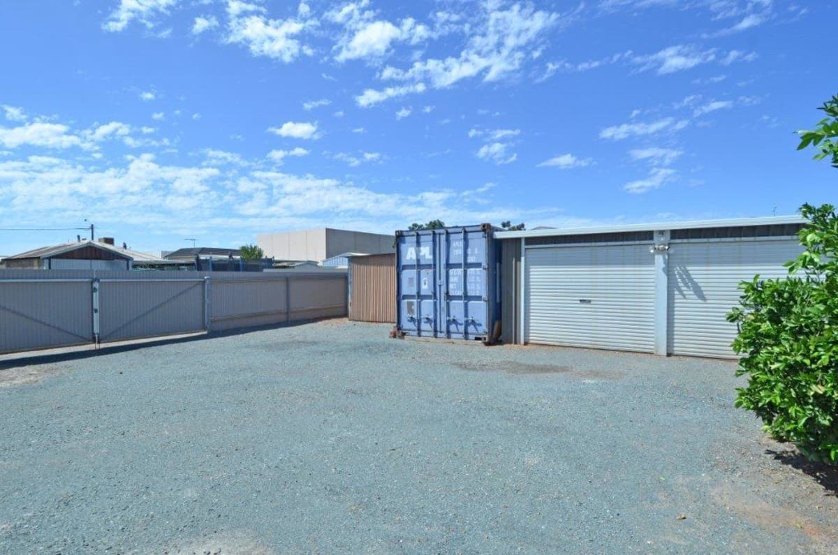 2C Whitlock Street,
	
			
							KALGOORLIE
				
							
							WA
			6430, Kalgoorlie - Thumbnail 5