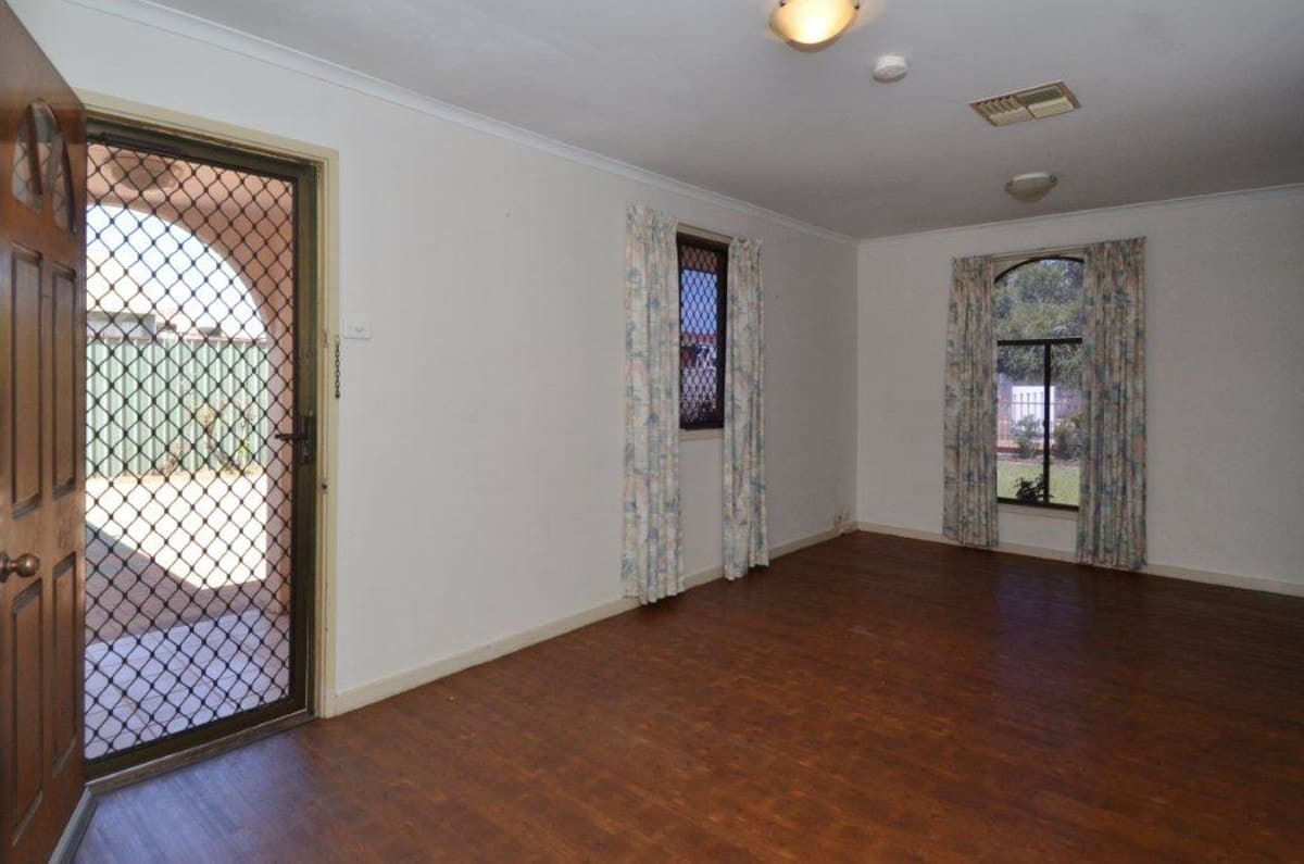 2C Whitlock Street,
	
			
							KALGOORLIE
				
							
							WA
			6430, Kalgoorlie - Thumbnail 6