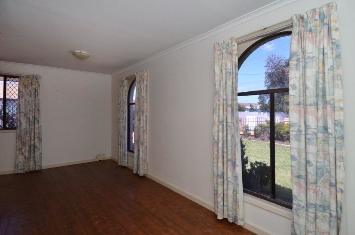 2C Whitlock Street,
	
			
							KALGOORLIE
				
							
							WA
			6430, Kalgoorlie - Thumbnail 8