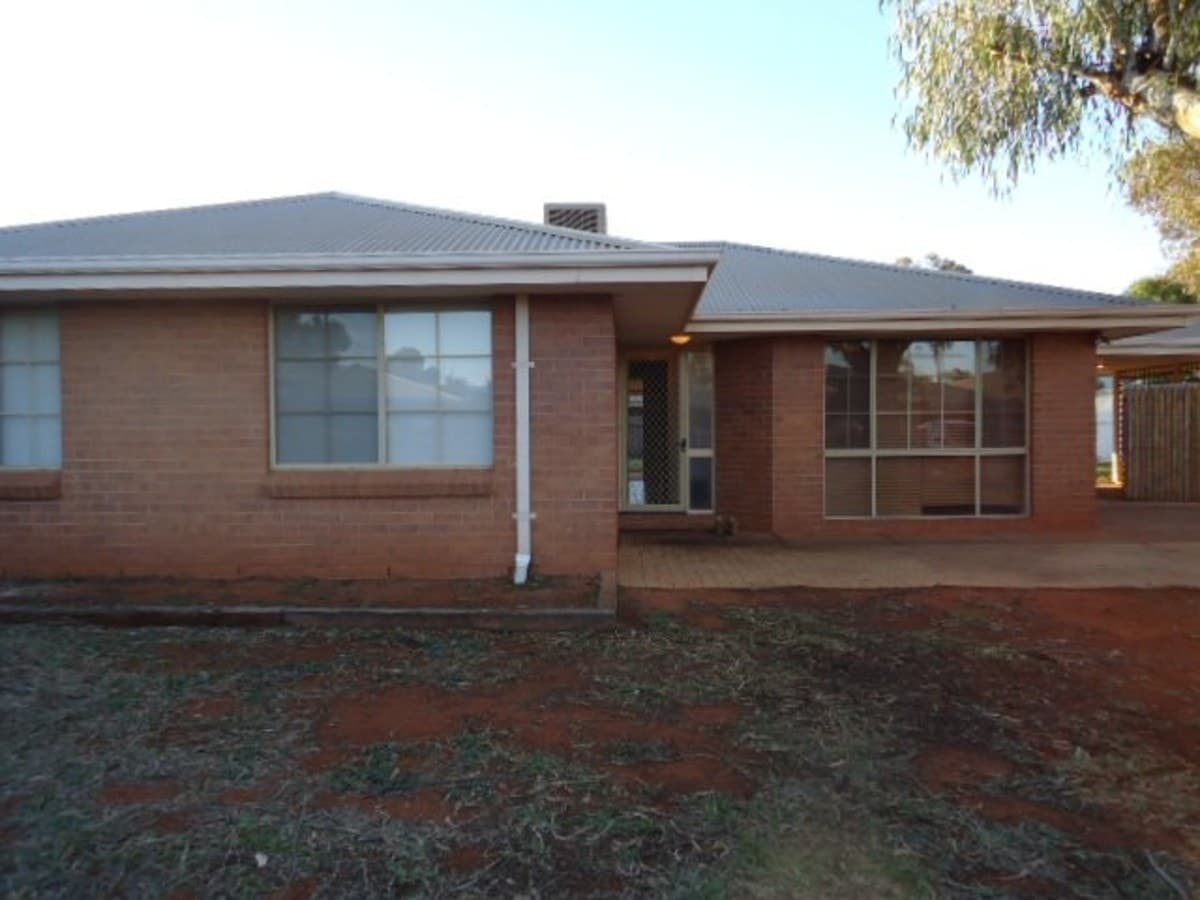 3 Boxhall Retreat Boulder,
	
			
							Kalgoorlie
				
							
							WA
			6430, Kalgoorlie - Thumbnail 2