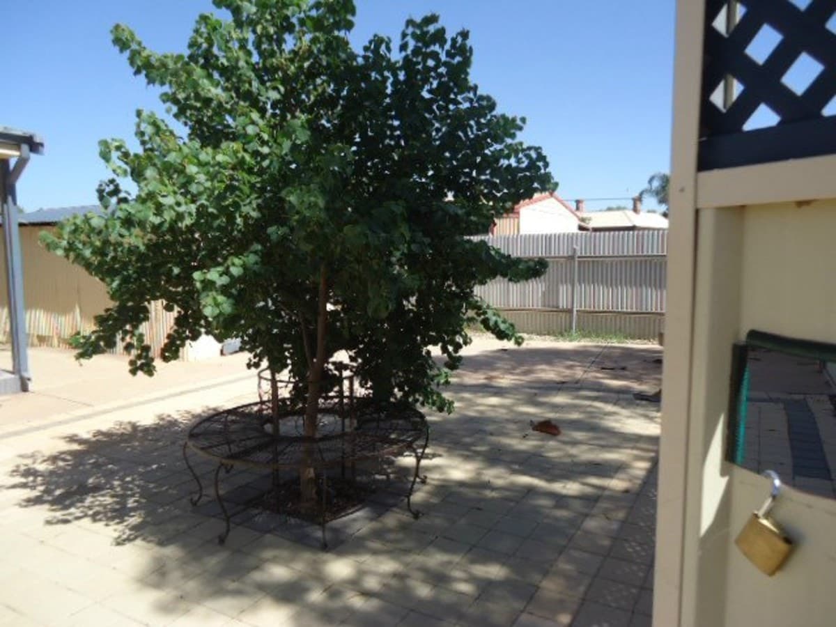 2 President Street,
	
			
							KALGOORLIE
				
							
							WA
			6430, Kalgoorlie - Thumbnail 3