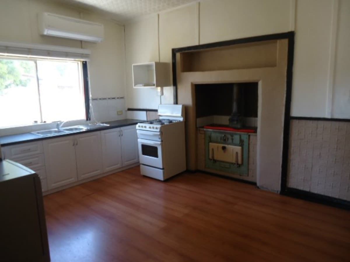 2 President Street,
	
			
							KALGOORLIE
				
							
							WA
			6430, Kalgoorlie - Thumbnail 7