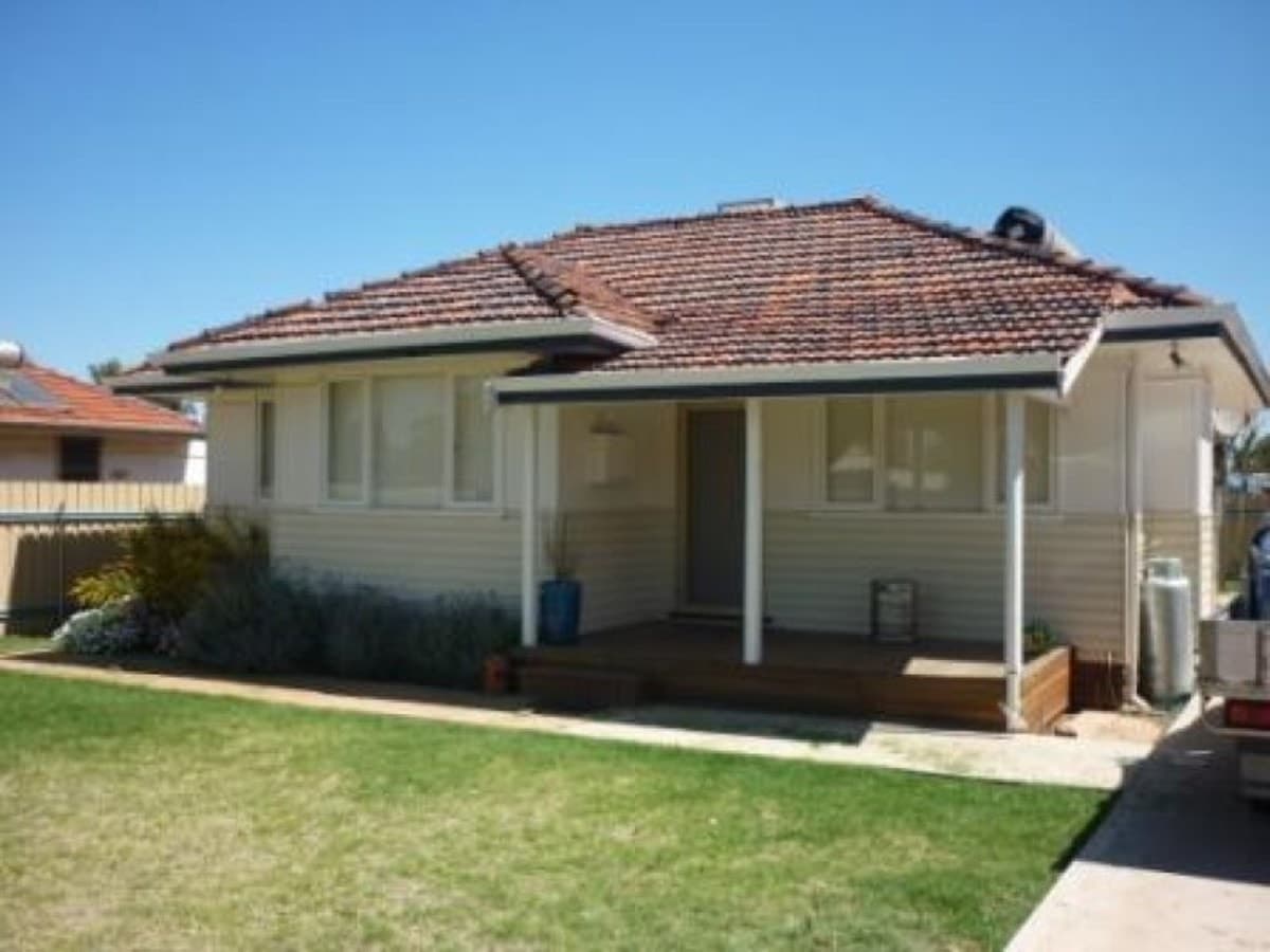22 Palmerston Street, South Kalgoorlie, Kalgoorlie - Thumbnail 2
