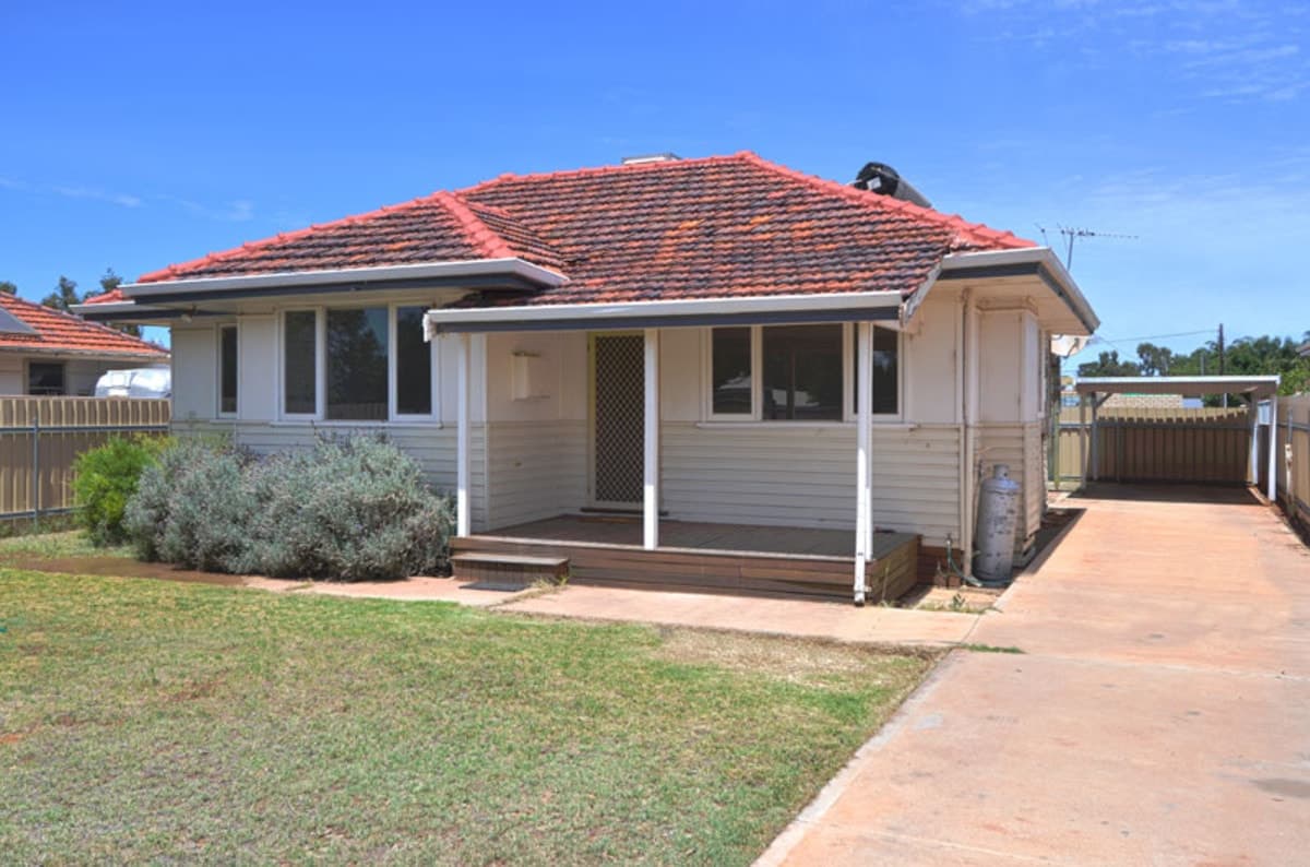 22 Palmerston Street, South Kalgoorlie, Kalgoorlie - Thumbnail 3