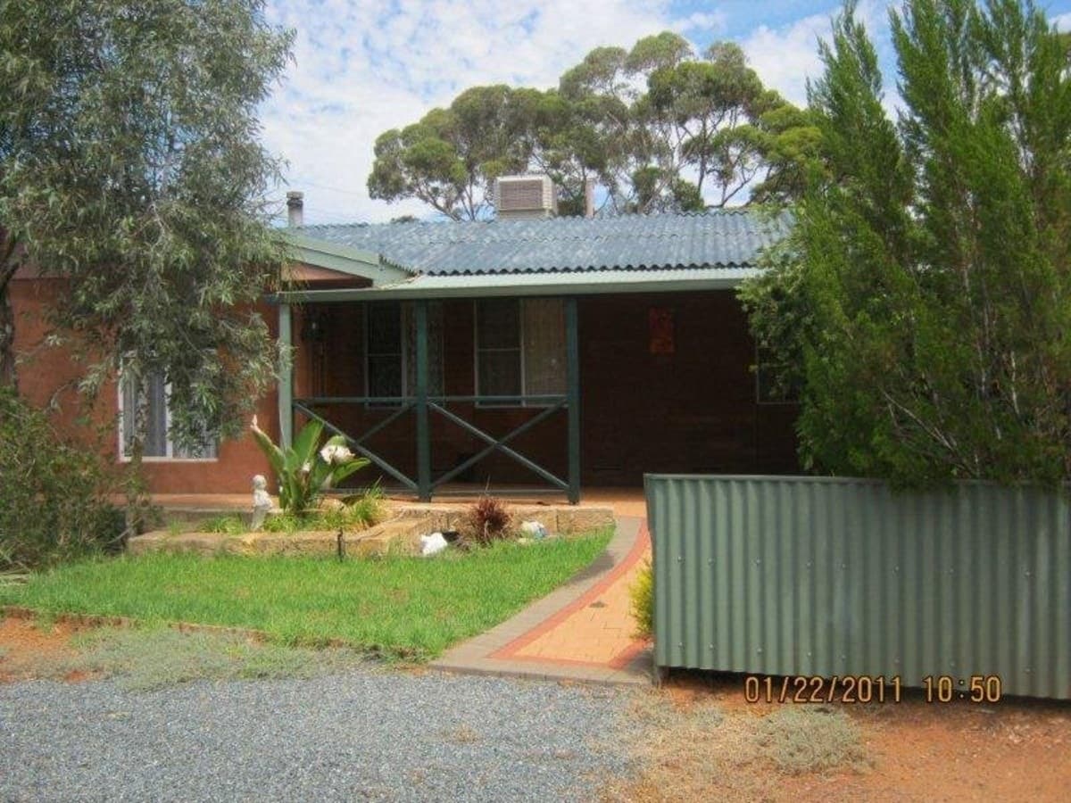 29 Callitris Road,
	
			
							KAMBALDA WEST
				
							
							WA
			6442, Kambalda West - Image 1