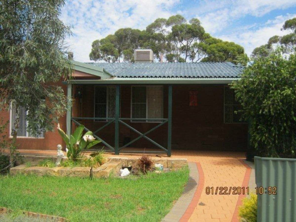 29 Callitris Road,
	
			
							KAMBALDA WEST
				
							
							WA
			6442, Kambalda West - Thumbnail 3