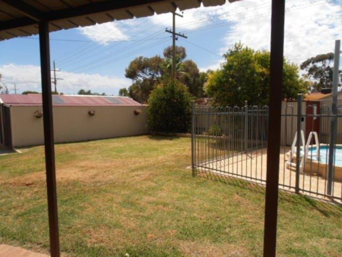 26 Saltbush Road,
	
			
							KAMBALDA WEST
				
							
							WA
			6442, Kambalda West - Thumbnail 8