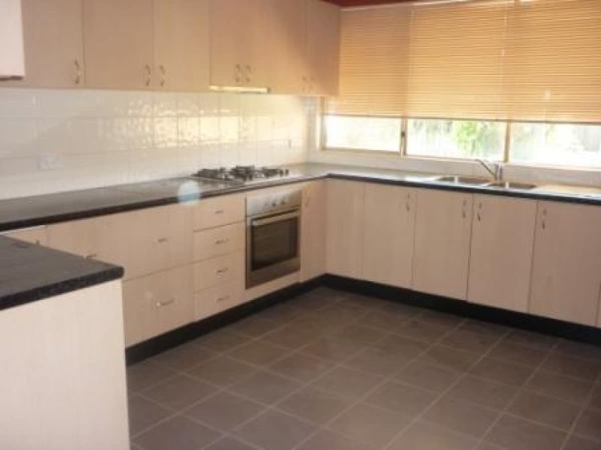 112 Picadilly,
	
			
							KALGOORLIE
				
							
							WA
			6430, Kalgoorlie - Thumbnail 2