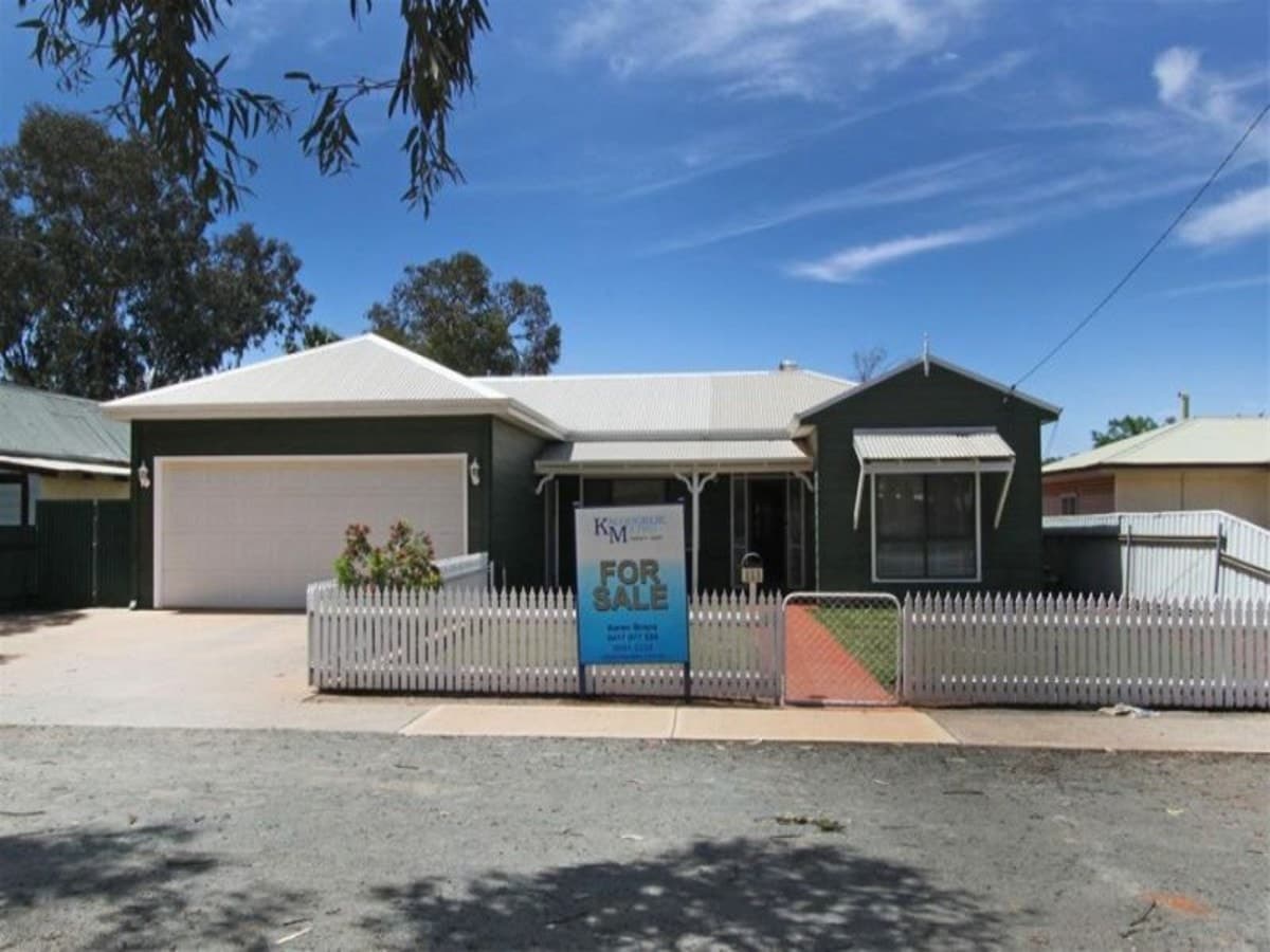 111 Lamington,
	
			
							KALGOORLIE
				
							
							WA
			6430, Kalgoorlie - Thumbnail 3