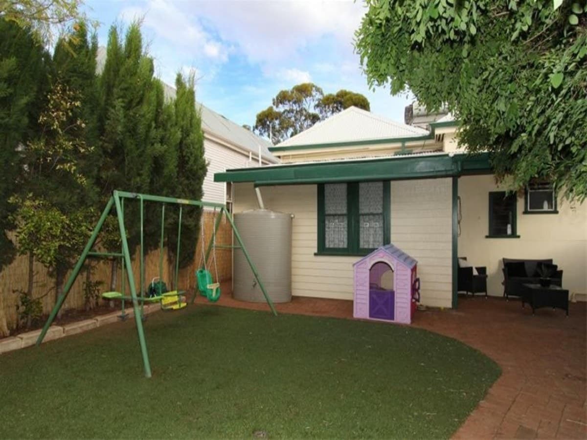 52 Picadilly,
	
			
							KALGOORLIE
				
							
							WA
			6430, Kalgoorlie - Thumbnail 3