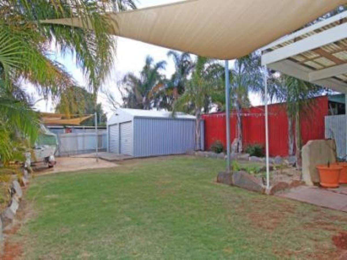 18 Piccadilly,
	
			
							KALGOORLIE
				
							
							WA
			6430, Kalgoorlie - Thumbnail 4