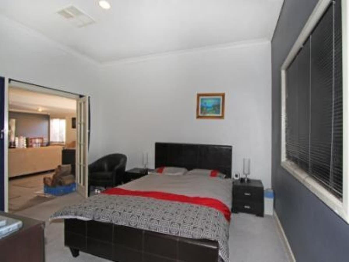 18 Piccadilly,
	
			
							KALGOORLIE
				
							
							WA
			6430, Kalgoorlie - Thumbnail 6