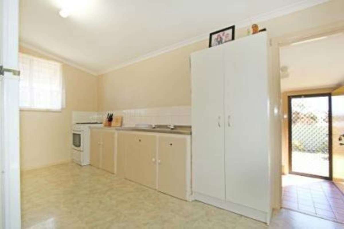 19E Victoria Street,
	
			
							KALGOORLIE
				
							
							WA
			6430, Kalgoorlie - Thumbnail 5