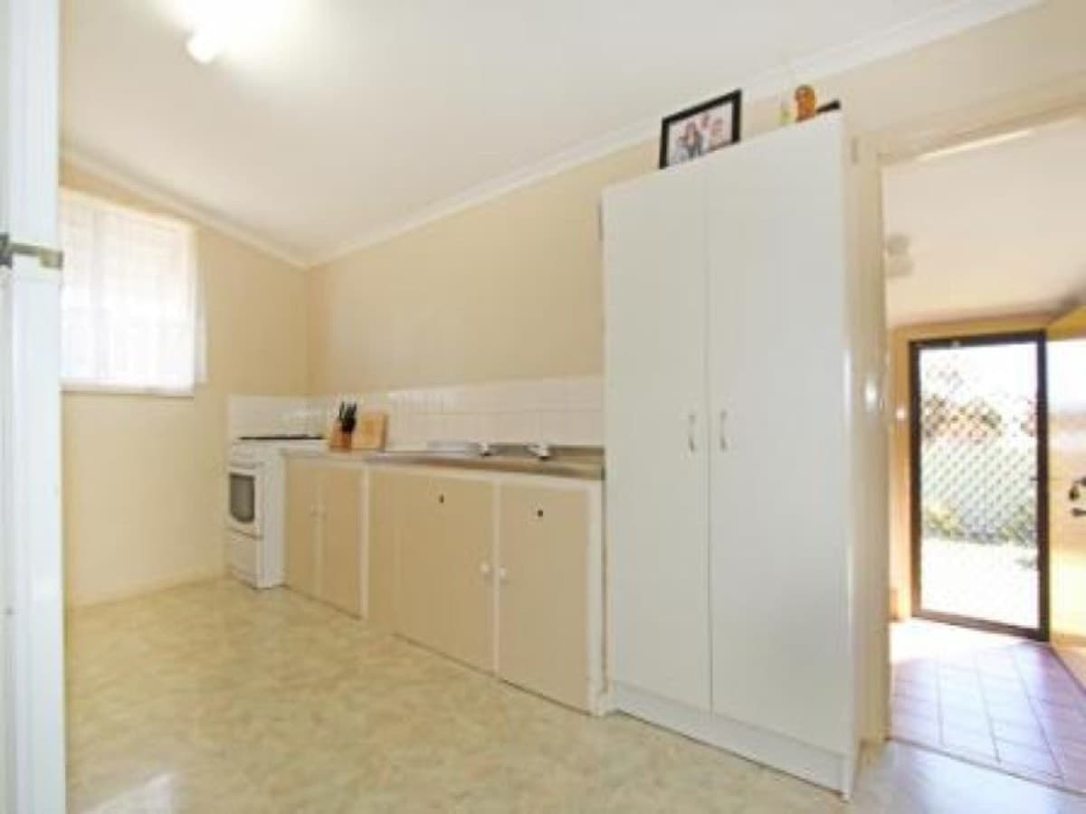 19E Victoria Street,
	
			
							KALGOORLIE
				
							
							WA
			6430, Kalgoorlie - Thumbnail 8