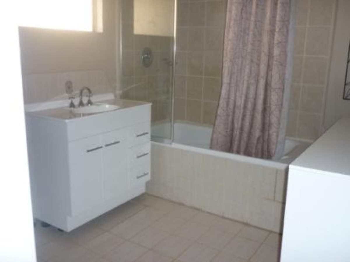 112 Lamington,
	
			
							KALGOORLIE
				
							
							WA
			6430, Kalgoorlie - Thumbnail 2