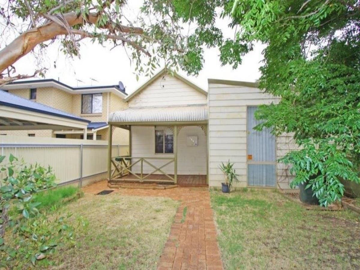 168 Macdonald Street,
	
			
							KALGOORLIE
				
							
							WA
			6430, Kalgoorlie - Image 1