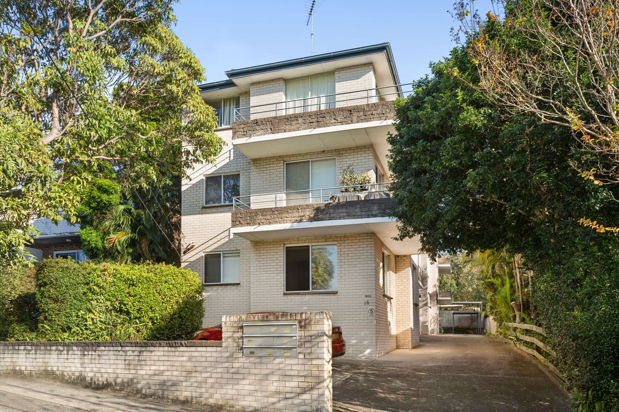 4/16 Westminster Avenue, Dee Why NSW 2099, Dee Why - Image 1