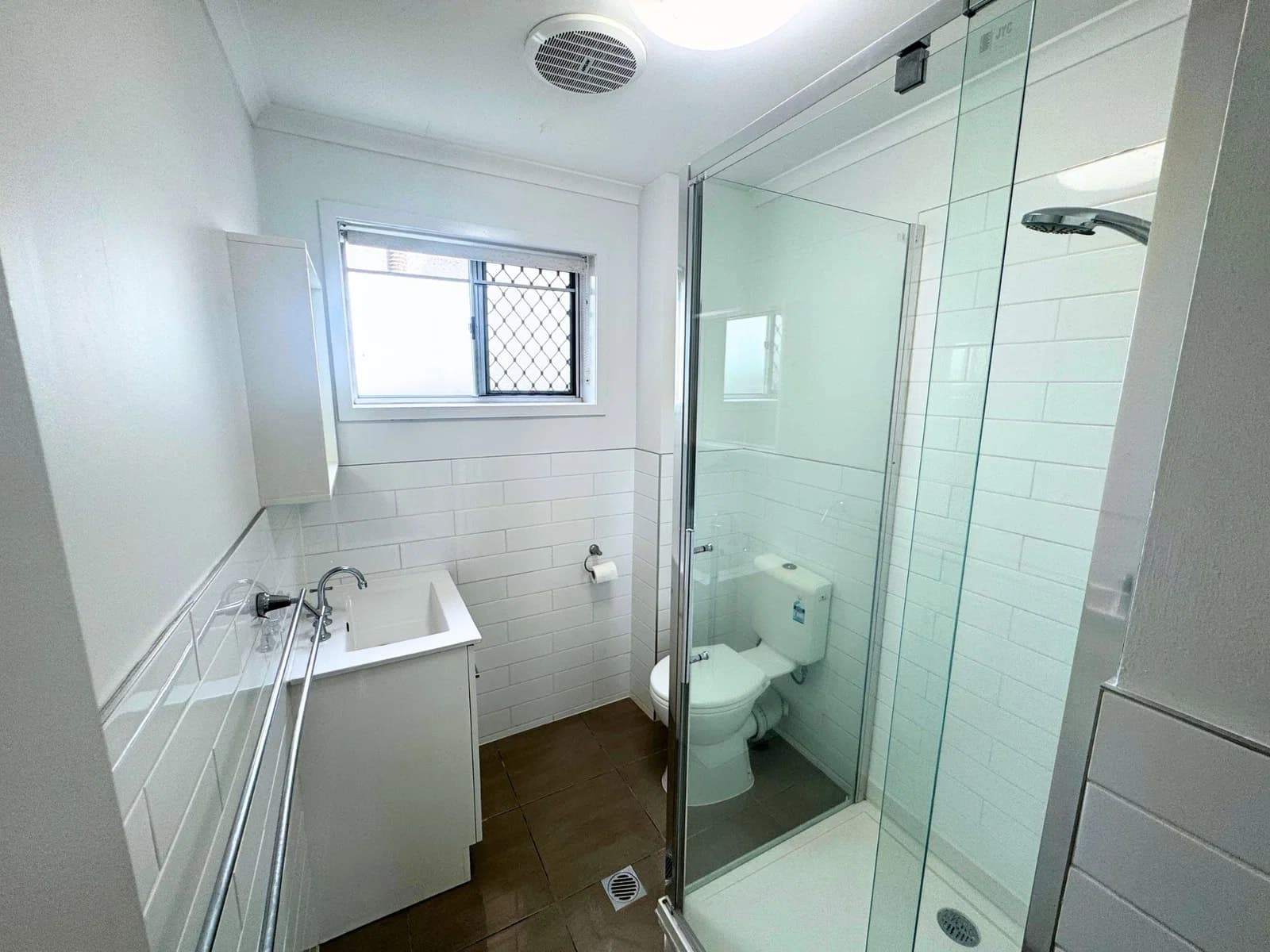 5/4 Nyrang Ave, Palm Beach, QLD, 4221, Palm Beach - Thumbnail 4